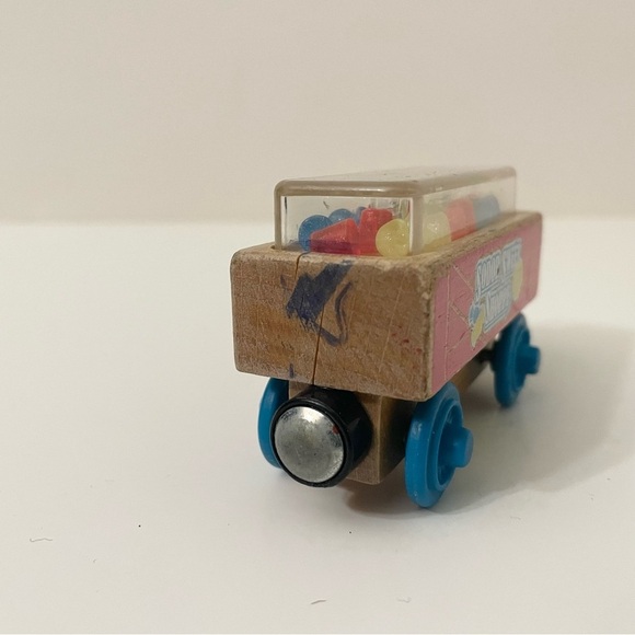 Thomas & Friends Wooden Gumdrop Car Train Sodor Sweet Shoppe - Picture 4 of 14